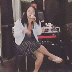 Meet your Posher, Em